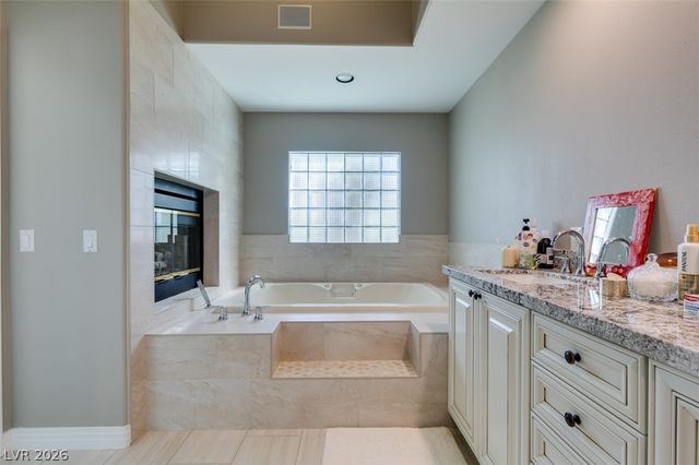 2016 Bay Hill Drive, Las Vegas, NV 89117