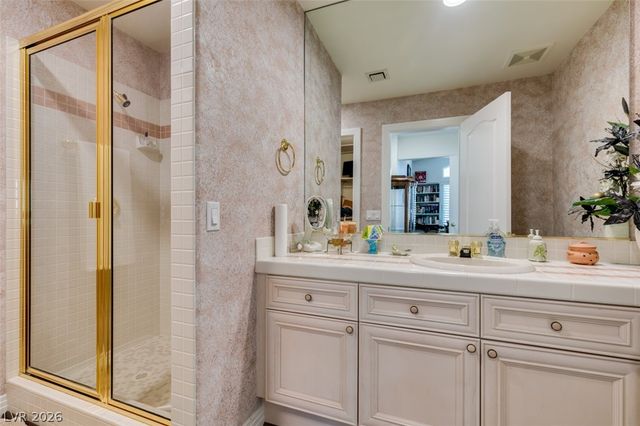 2016 Bay Hill Drive, Las Vegas, NV 89117