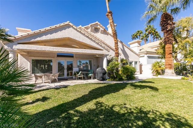 2016 Bay Hill Drive, Las Vegas, NV 89117