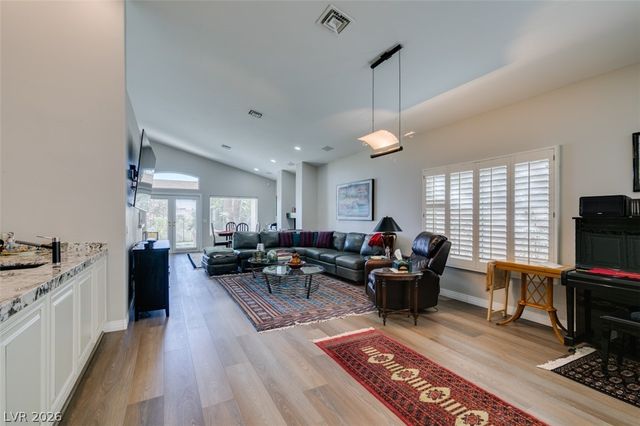 2016 Bay Hill Drive, Las Vegas, NV 89117