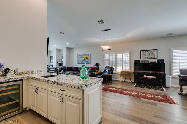2016 Bay Hill Drive, Las Vegas, NV 89117
