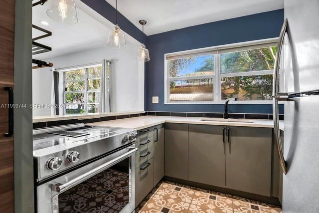 517 S 19th Ave 517, Hollywood, FL 33020