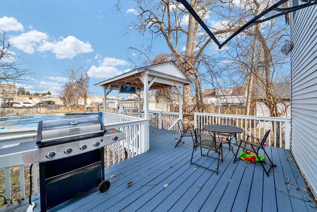 6120 W 98th Street, Oak Lawn, IL 60453