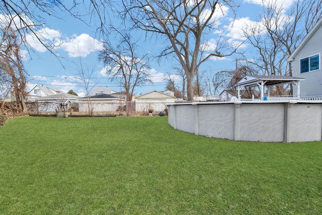 6120 W 98th Street, Oak Lawn, IL 60453