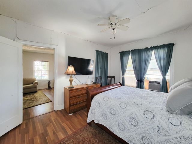 1574 Godwin Street, Houston, TX 77023