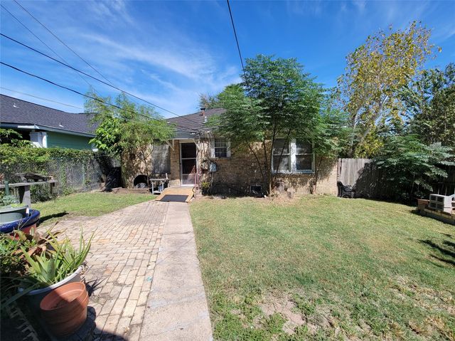 1574 Godwin Street, Houston, TX 77023