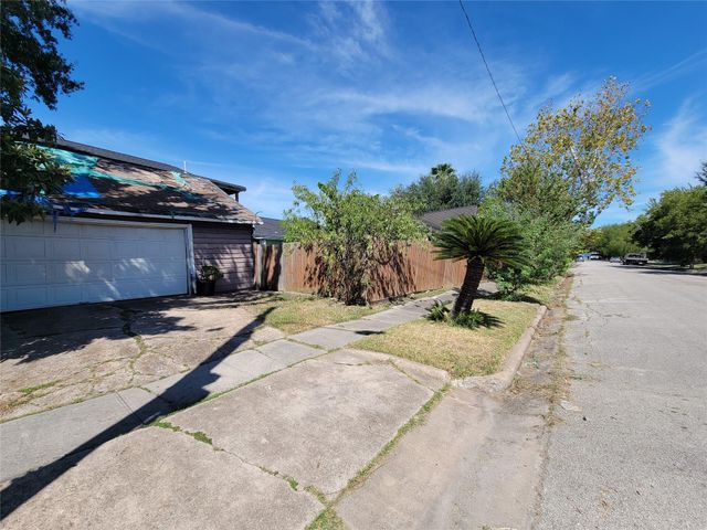 1574 Godwin Street, Houston, TX 77023