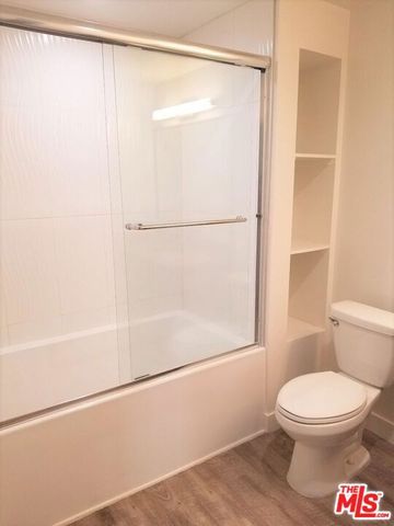 744 Hartford Avenue 203, Los Angeles, CA 90017