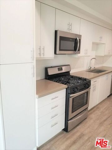 744 Hartford Avenue 203, Los Angeles, CA 90017