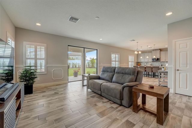 13106 FOXTAIL FERN DRIVE, Riverview, FL 33579