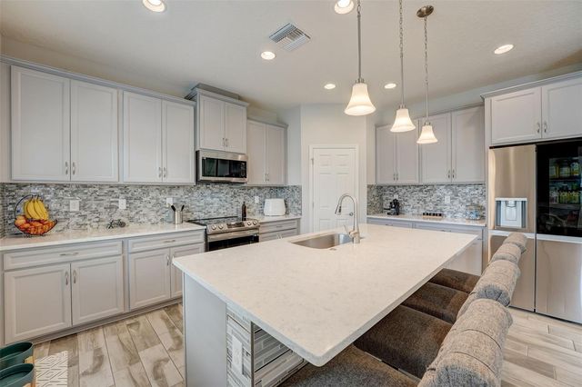 13106 FOXTAIL FERN DRIVE, Riverview, FL 33579