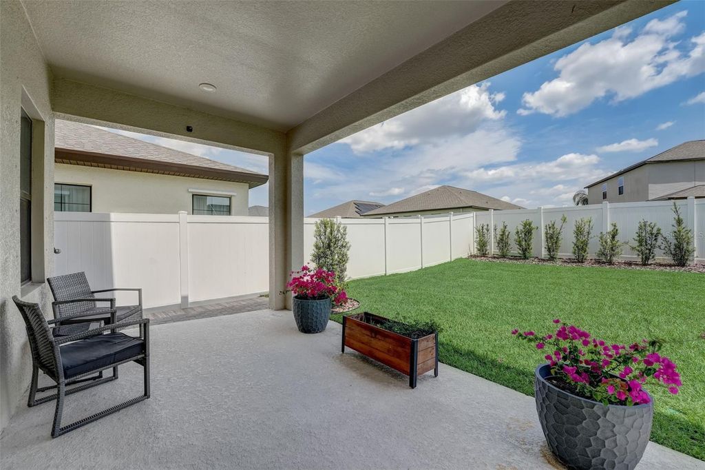 Image 52 of property listing at 13106 FOXTAIL FERN DRIVE, Riverview, FL 33579
