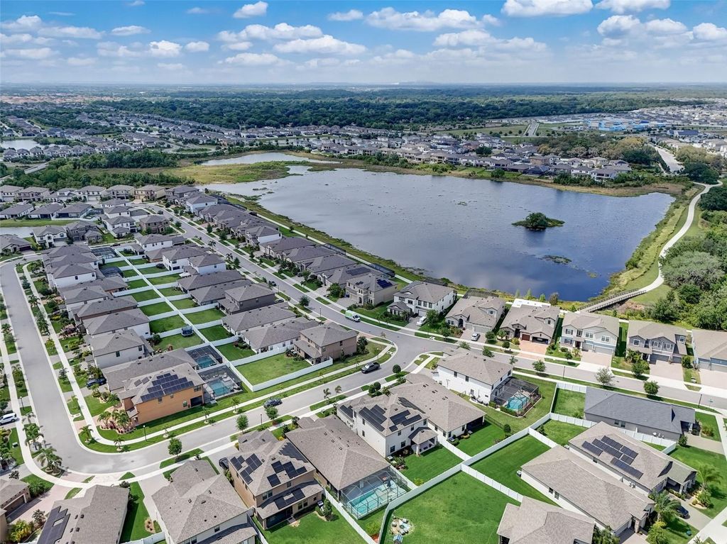 Image 88 of property listing at 13106 FOXTAIL FERN DRIVE, Riverview, FL 33579