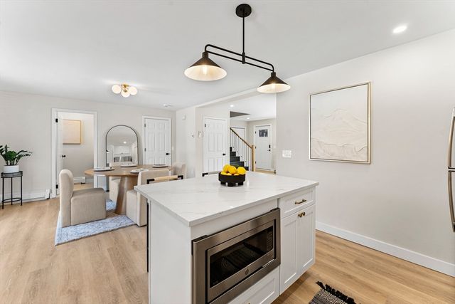 52 Clifford St, Boston, MA 02119