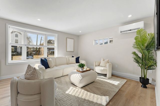 52 Clifford St, Boston, MA 02119