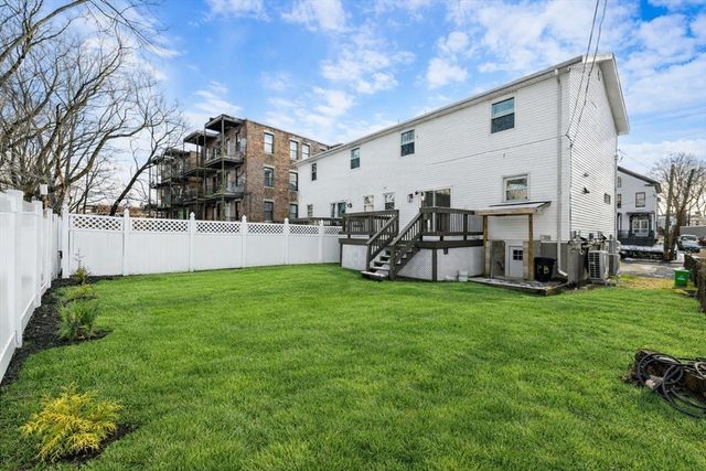 52 Clifford St, Boston, MA 02119