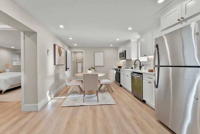52 Clifford St, Boston, MA 02119