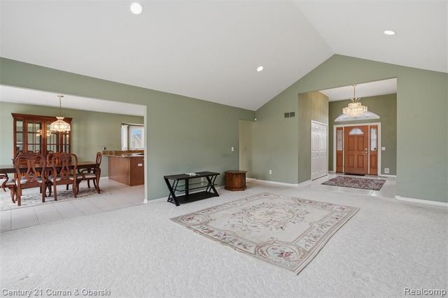 43612 Hoptree Drive, Sterling Heights, MI 48314