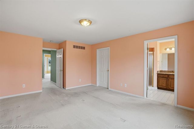 43612 Hoptree Drive, Sterling Heights, MI 48314