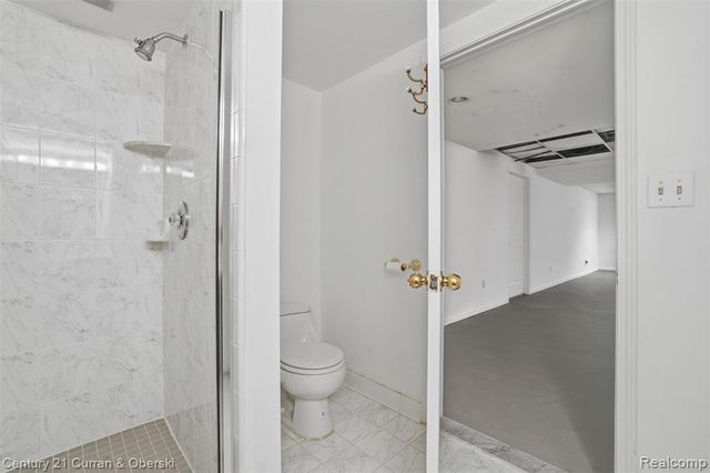 43612 Hoptree Drive, Sterling Heights, MI 48314