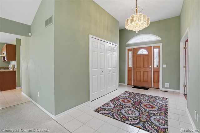 43612 Hoptree Drive, Sterling Heights, MI 48314