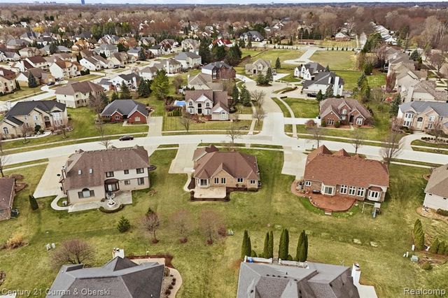 43612 Hoptree Drive, Sterling Heights, MI 48314