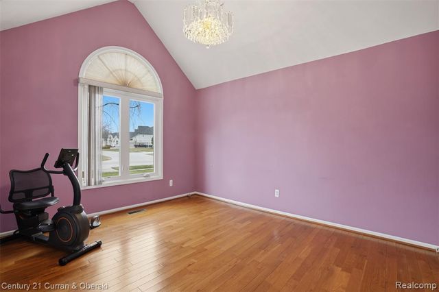 43612 Hoptree Drive, Sterling Heights, MI 48314