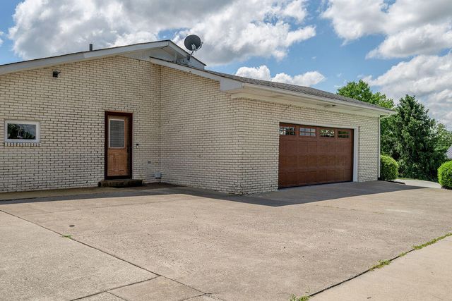 10 Parke Drive, Richmond, KY 40475