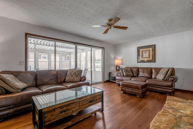 10 Parke Drive, Richmond, KY 40475