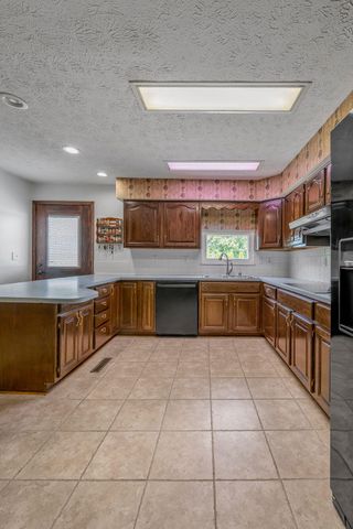 10 Parke Drive, Richmond, KY 40475