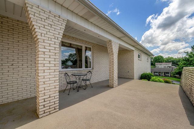 10 Parke Drive, Richmond, KY 40475