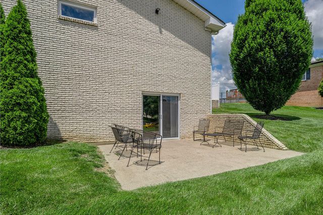 10 Parke Drive, Richmond, KY 40475
