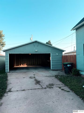 3639 Hascall Street, Omaha, NE 68105