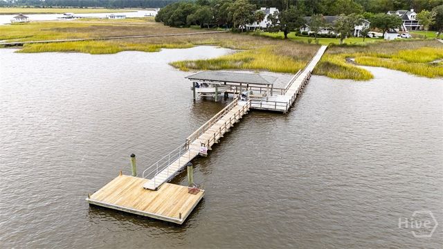 126 Shore Road, Savannah, GA 31419