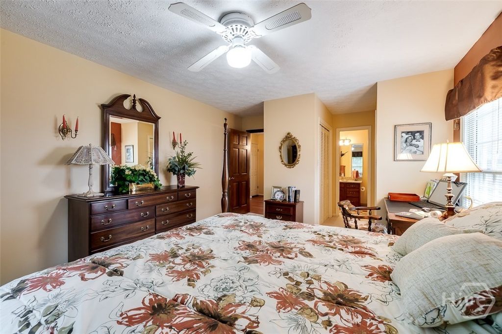 Image 44 of property listing at 126 Shore Road, Savannah, GA 31419