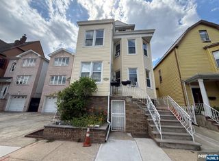 308 Davis Avenue APT2, Harrison, NJ 07029
