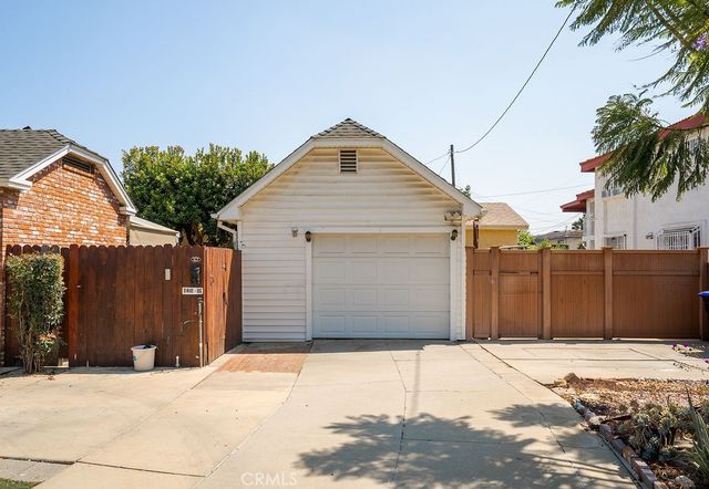 303 S Moore Avenue, Monterey Park, CA 91754