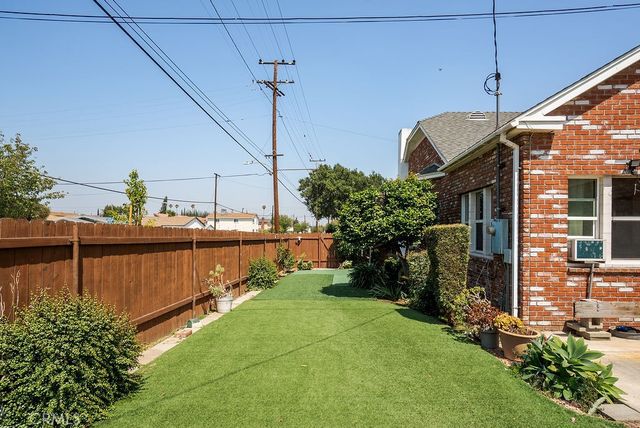 303 S Moore Avenue, Monterey Park, CA 91754