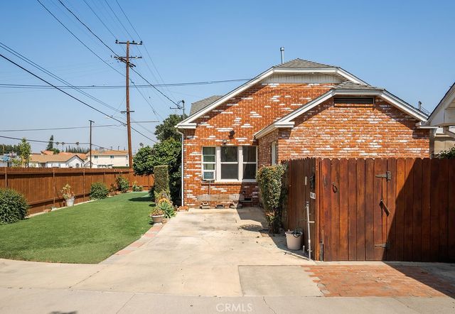 303 S Moore Avenue, Monterey Park, CA 91754