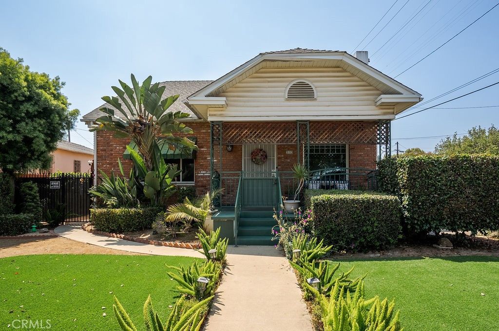 303 S Moore Avenue, Monterey Park, CA 91754