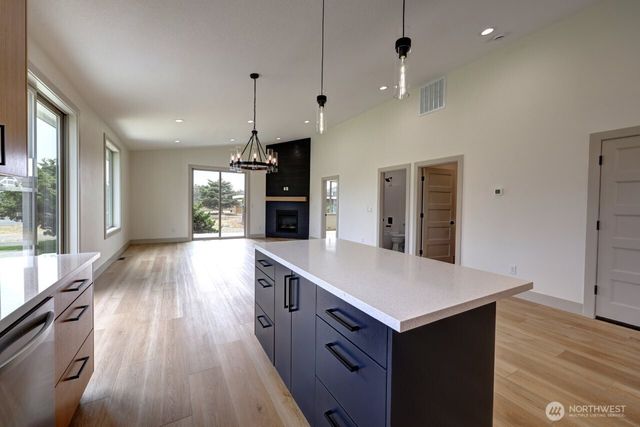 34305 G Street, Ocean Park, WA 98640