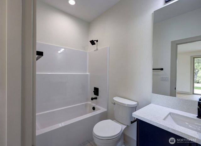 34305 G Street, Ocean Park, WA 98640