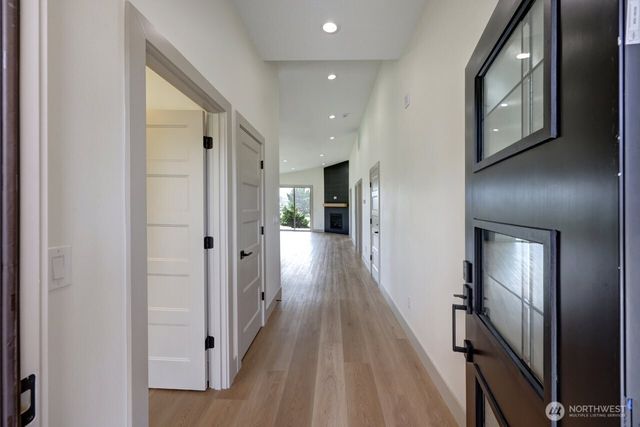 34305 G Street, Ocean Park, WA 98640