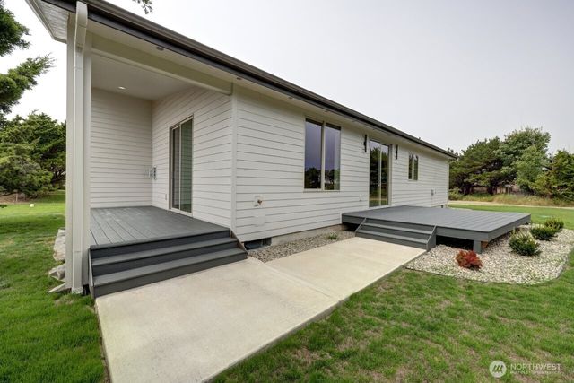 34305 G Street, Ocean Park, WA 98640