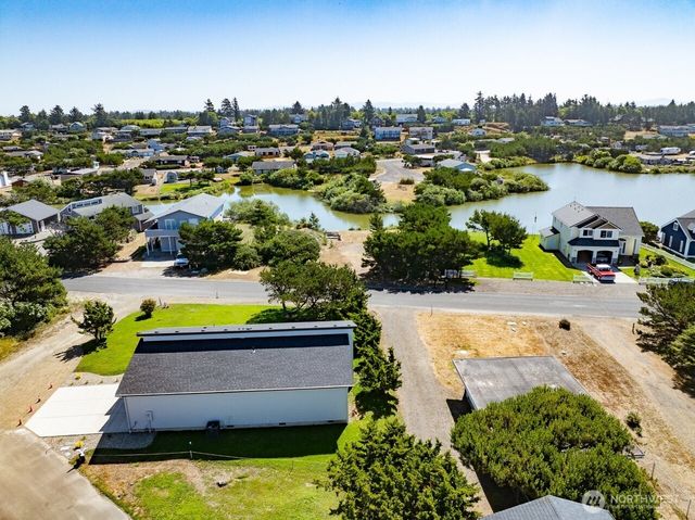 34305 G Street, Ocean Park, WA 98640