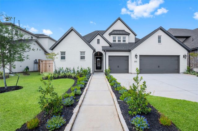 10026 Golden Woods Drive, Missouri City, TX 77459