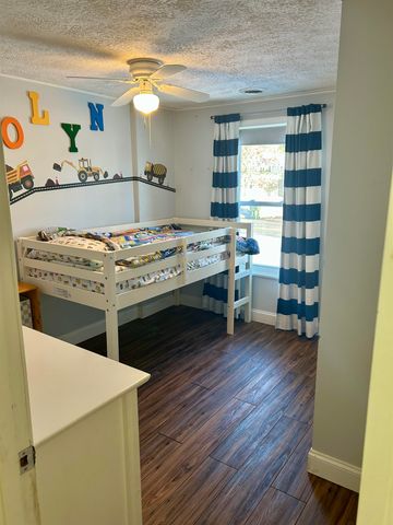 1409 wellington Road, Manchester, NH 03104