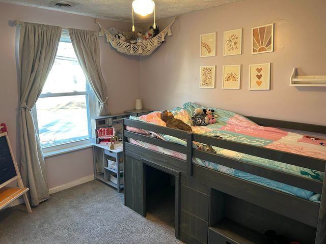 1409 wellington Road, Manchester, NH 03104