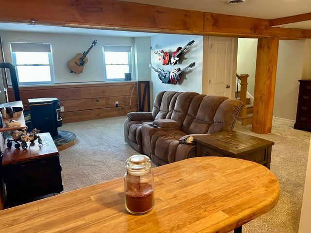 1409 wellington Road, Manchester, NH 03104