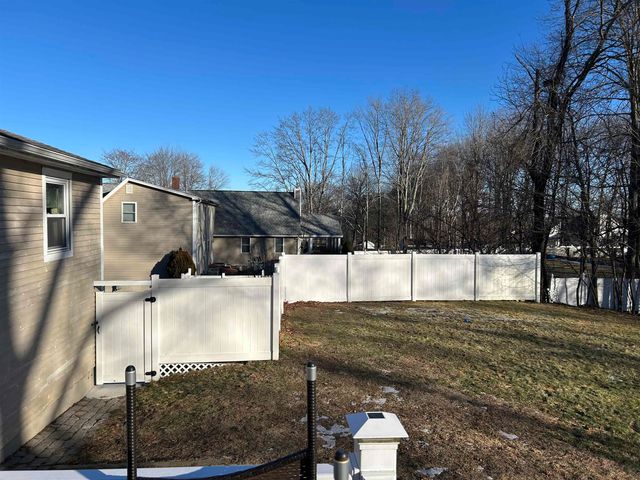 1409 wellington Road, Manchester, NH 03104